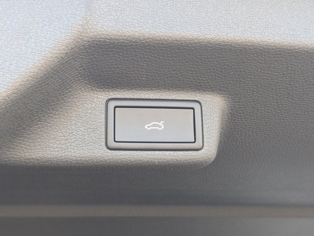 2025 Volkswagen ID. Buzz Pro S Plus