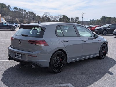 2024 Volkswagen Golf GTI 380 SE