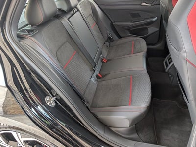 2026 Volkswagen Golf GTI SE