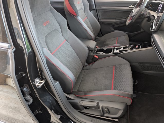 2026 Volkswagen Golf GTI SE