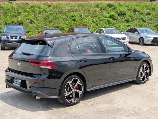 2026 Volkswagen Golf GTI SE