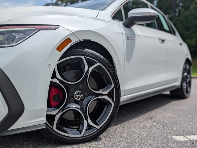 2025 Volkswagen Golf GTI Autobahn