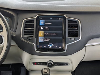 2022 Volvo XC90 Momentum