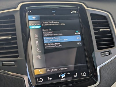 2022 Volvo XC90 Momentum