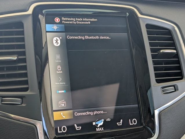 2022 Volvo XC90 Momentum