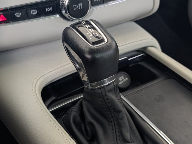 2022 Volvo XC90 Momentum