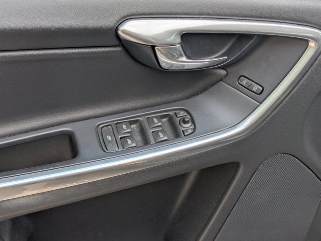 2016 Volvo XC60 T5 Drive-E