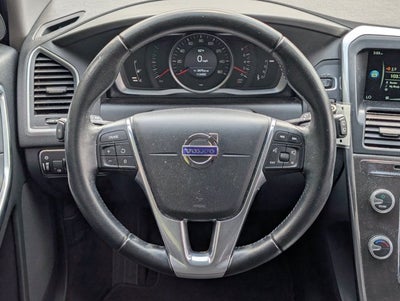 2016 Volvo XC60 T5 Drive-E