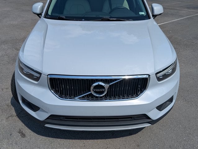 2021 Volvo XC40 Momentum