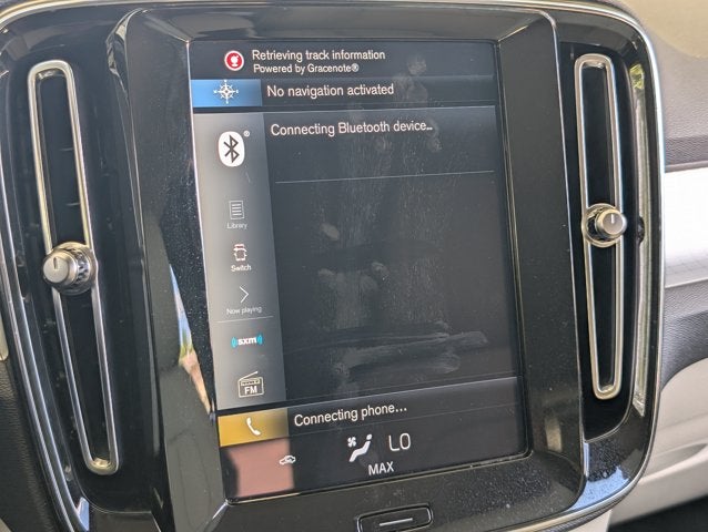 2021 Volvo XC40 Momentum