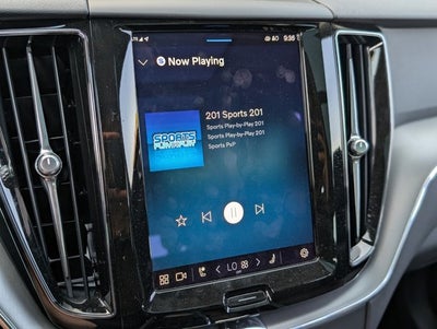 2023 Volvo XC60 Recharge Plug-In Hybrid Core Bright Theme