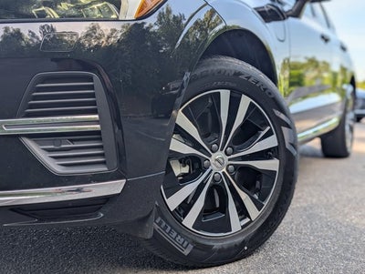 2023 Volvo XC60 Recharge Plug-In Hybrid Core Bright Theme