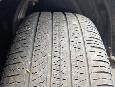 2023 Volvo XC60 Recharge Plug-In Hybrid Core Bright Theme