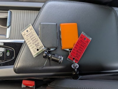 2023 Volvo XC60 Recharge Plug-In Hybrid Core Bright Theme