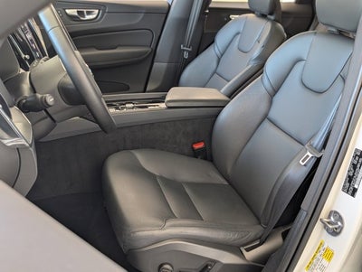 2024 Volvo XC60 Core Dark Theme