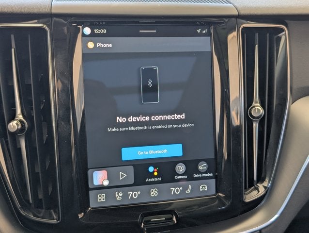 2024 Volvo XC60 Core Dark Theme