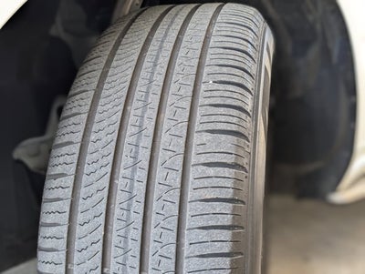 2024 Volvo XC60 Core Dark Theme