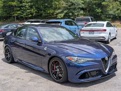 2018 Alfa Romeo Giulia Quadrifoglio Base