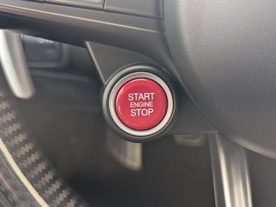 2018 Alfa Romeo Giulia Quadrifoglio Base
