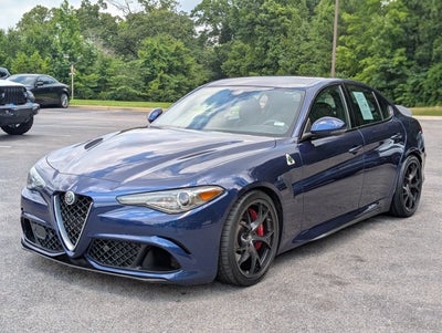 2018 Alfa Romeo Giulia Quadrifoglio Base