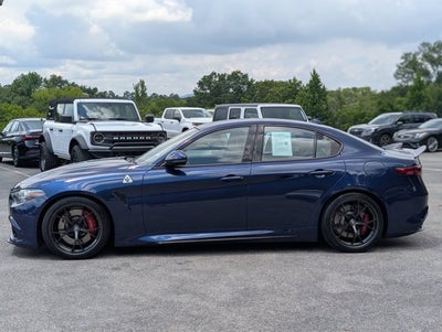 2018 Alfa Romeo Giulia Quadrifoglio Base