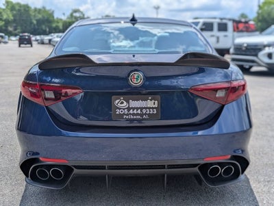 2018 Alfa Romeo Giulia Quadrifoglio Base