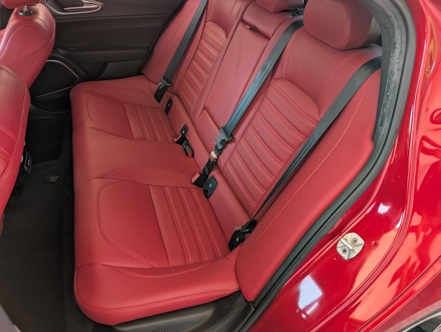 2022 Alfa Romeo Giulia Veloce