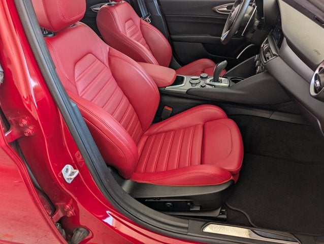 2022 Alfa Romeo Giulia Veloce