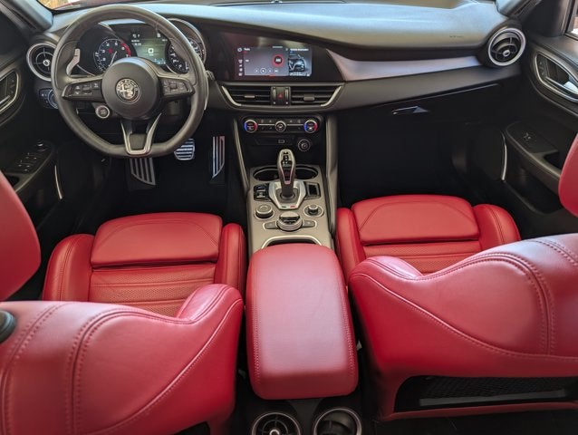 2022 Alfa Romeo Giulia Veloce