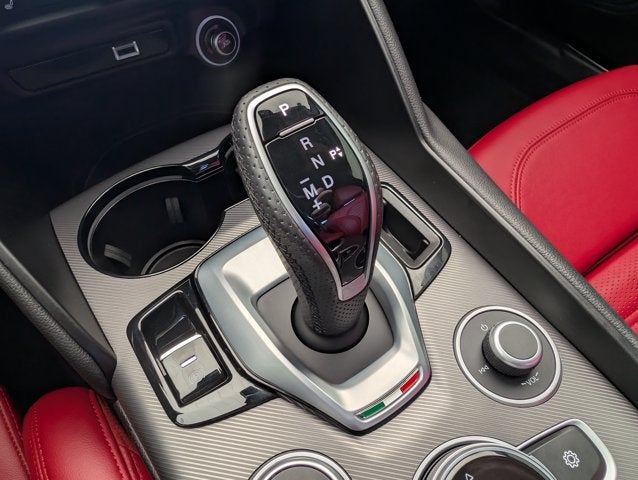 2022 Alfa Romeo Giulia Veloce