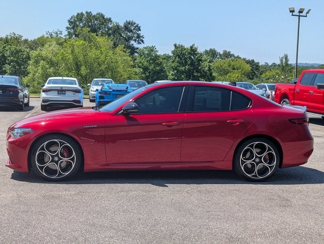 2022 Alfa Romeo Giulia Veloce