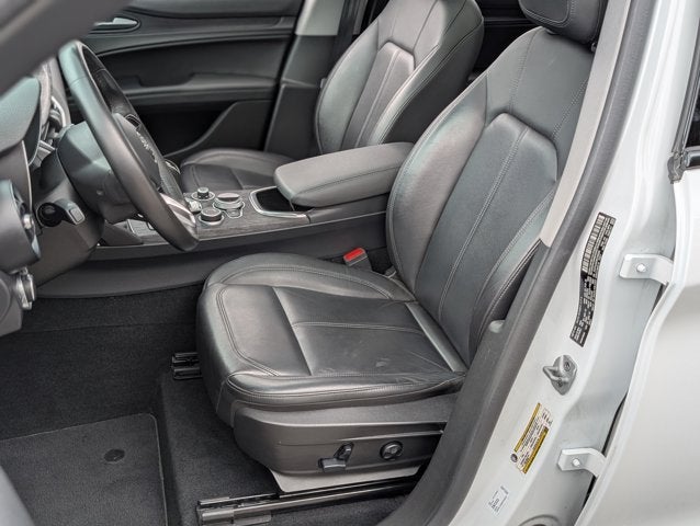 2021 Alfa Romeo Stelvio RWD