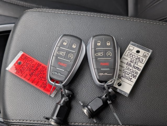 2021 Alfa Romeo Stelvio RWD