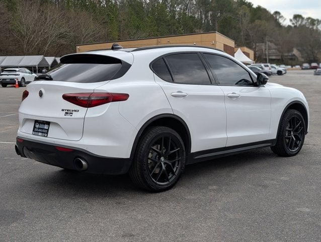 2021 Alfa Romeo Stelvio RWD